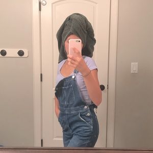 Adorable jean wide leg overalls!